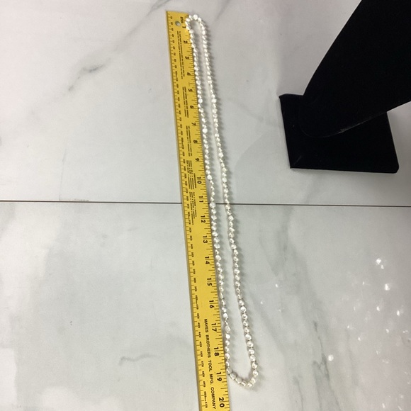 Vintage Cream Genuine Freshwater Pearl Necklace Hand Knotted 39in - Picture 5 of 7